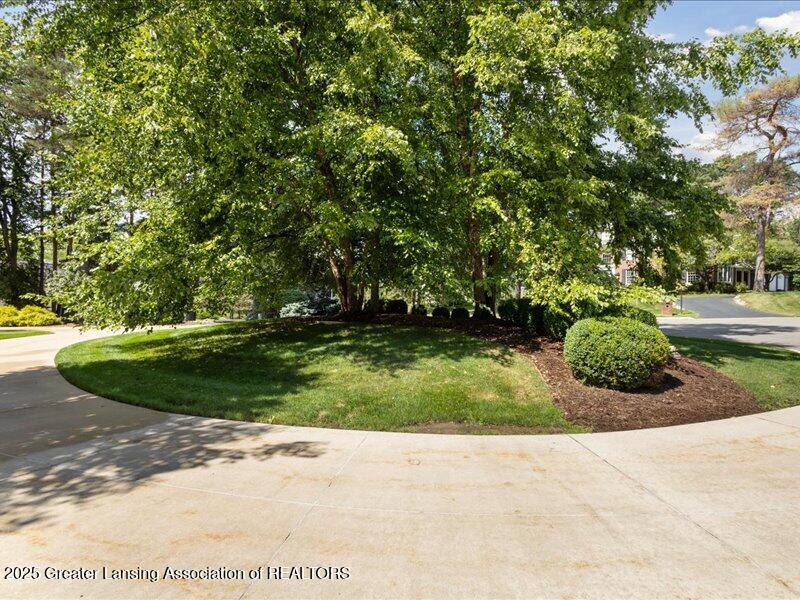 East Lansing, Michigan, 48823, United States, 8 Bedrooms Bedrooms, ,10 BathroomsBathrooms,Residential,Active,1988469