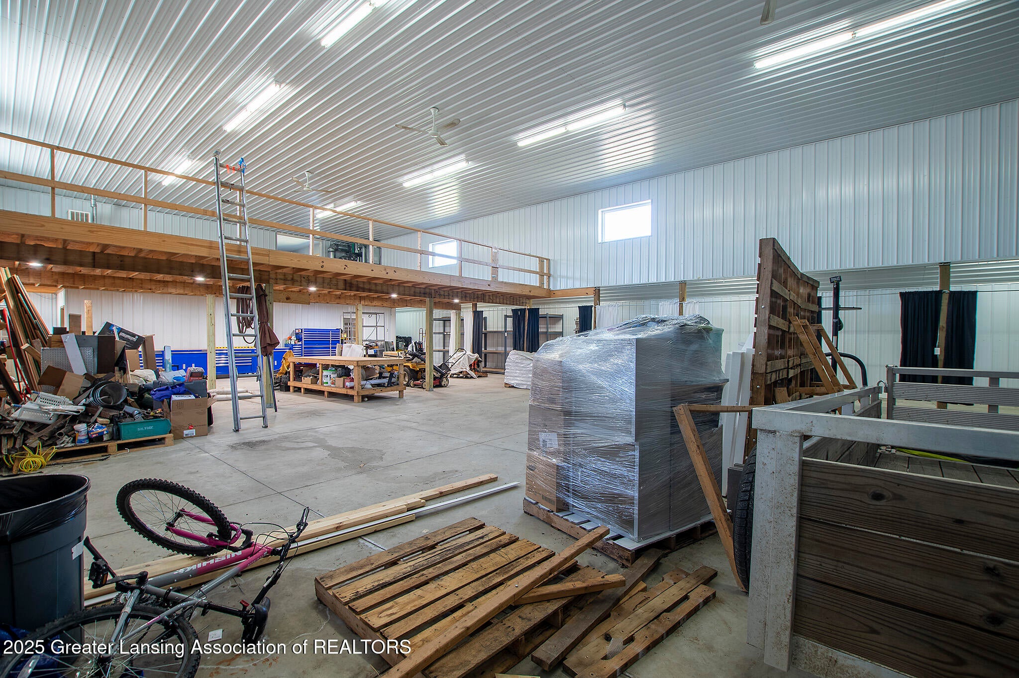 Grand Ledge, Michigan, 48837, United States, 4 Bedrooms Bedrooms, ,5 BathroomsBathrooms,Residential,Active,1988414