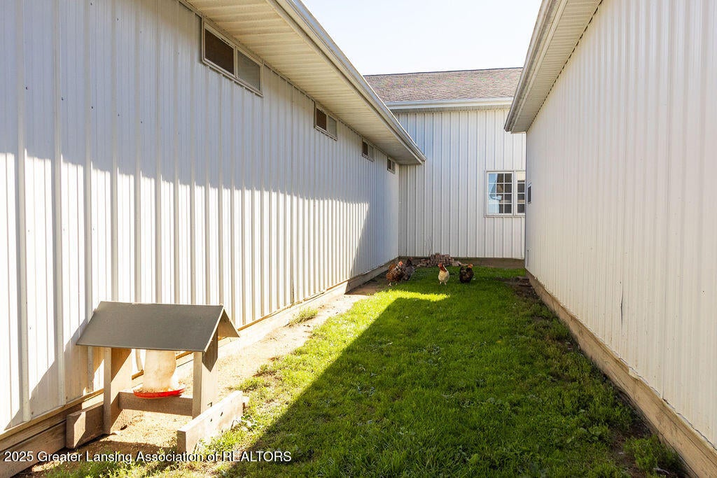 Okemos, Michigan, 48864, United States, 4 Bedrooms Bedrooms, ,5 BathroomsBathrooms,Residential,Active,1998602