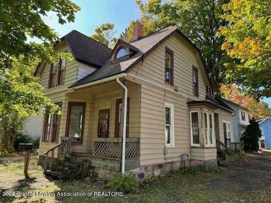 302 PRAIRIE ST, CHARLOTTE, MI 48813 - Image 1