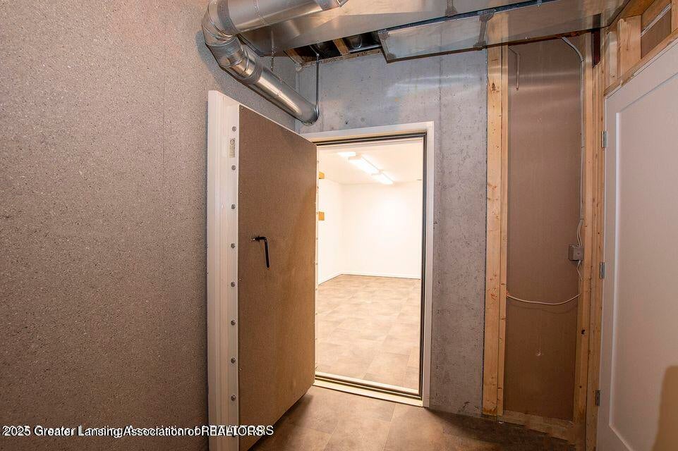 Grand Ledge, Michigan, 48837, United States, 4 Bedrooms Bedrooms, ,5 BathroomsBathrooms,Residential,Contingent,2006820