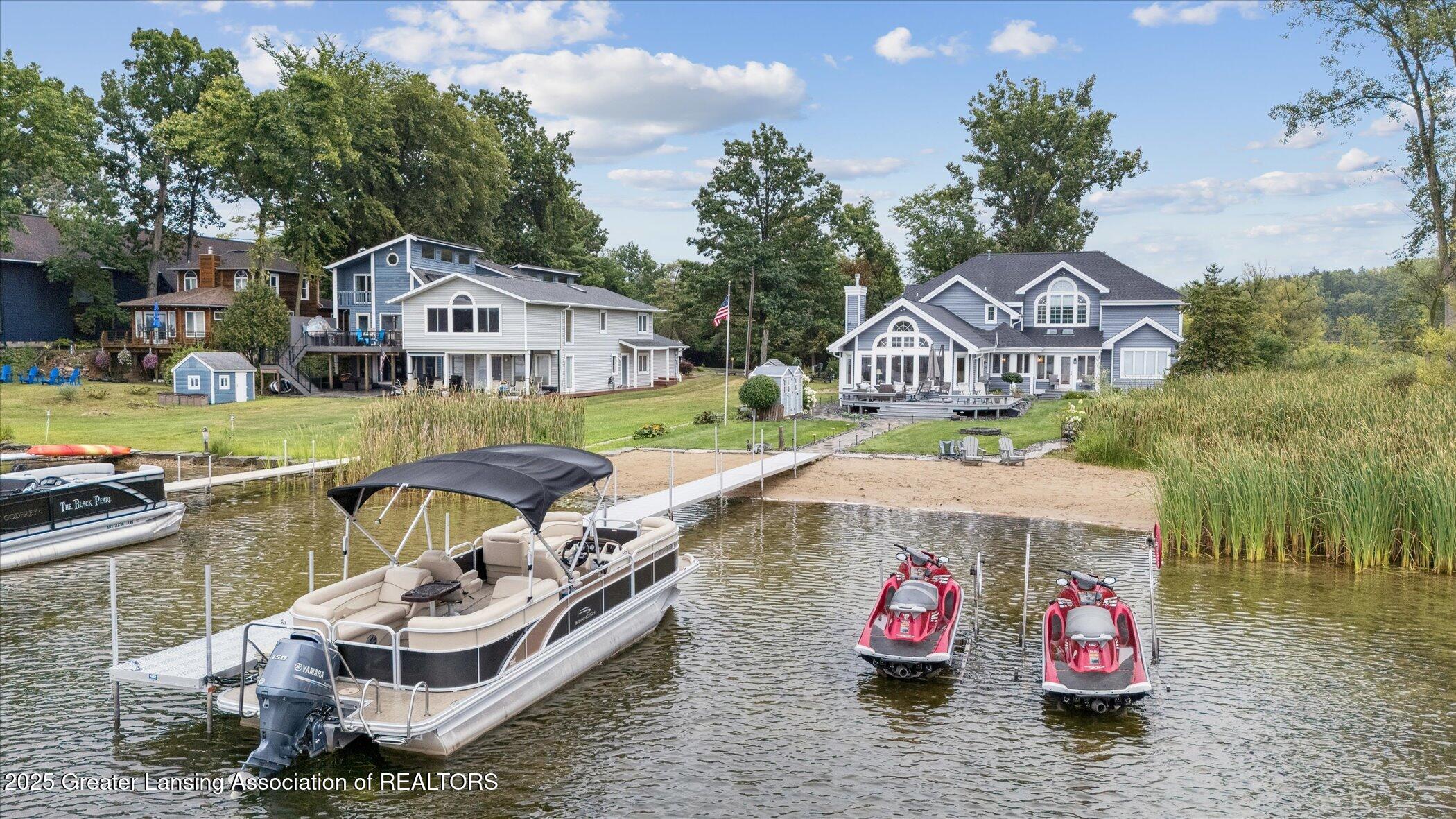 Haslett, Michigan, 48840, United States, 4 Bedrooms Bedrooms, ,3 BathroomsBathrooms,Residential,Contingent,1988482