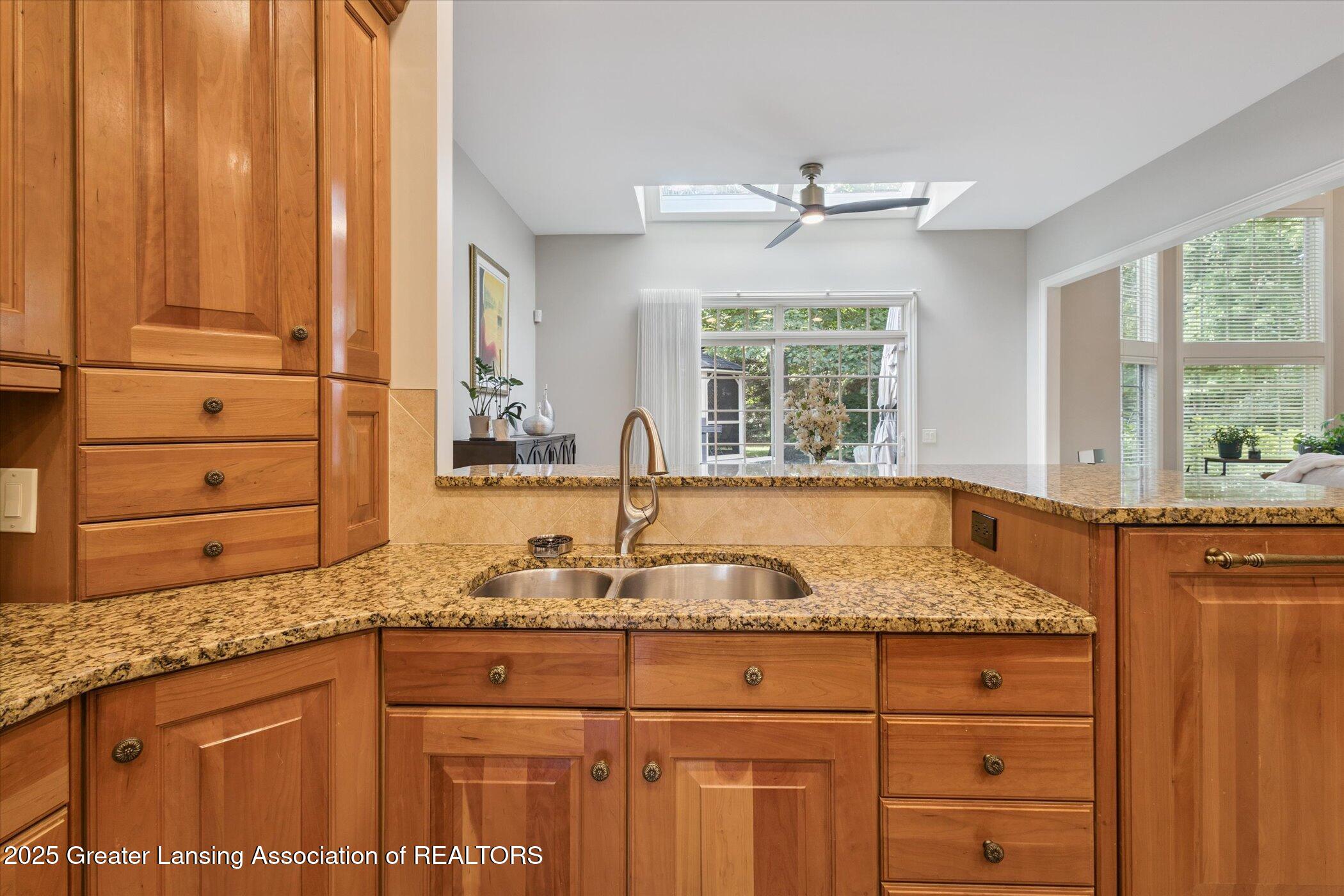 Okemos, Michigan, 48864, United States, 5 Bedrooms Bedrooms, ,6 BathroomsBathrooms,Residential,Active,2007165