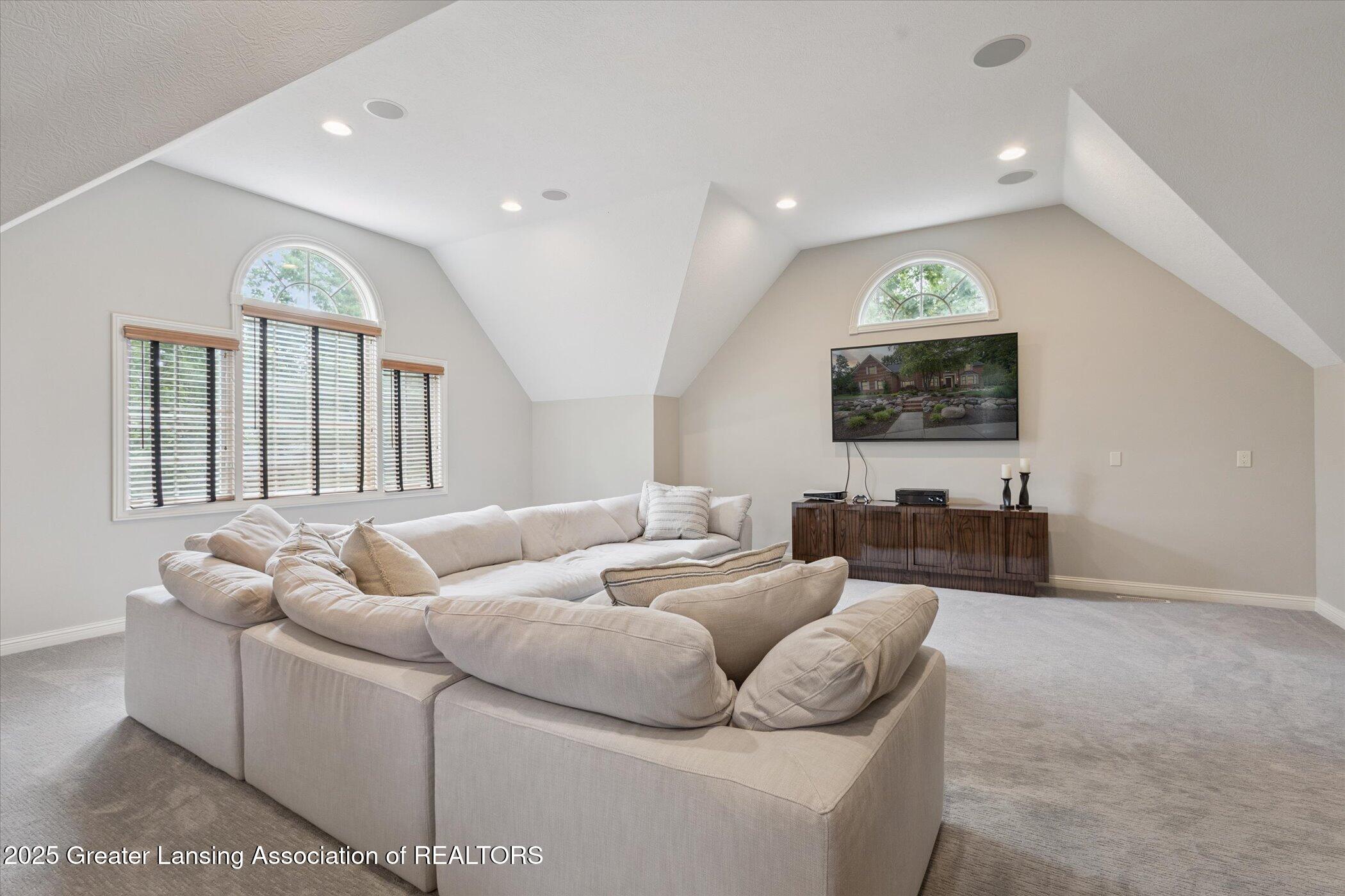 Okemos, Michigan, 48864, United States, 5 Bedrooms Bedrooms, ,6 BathroomsBathrooms,Residential,Active,2007165