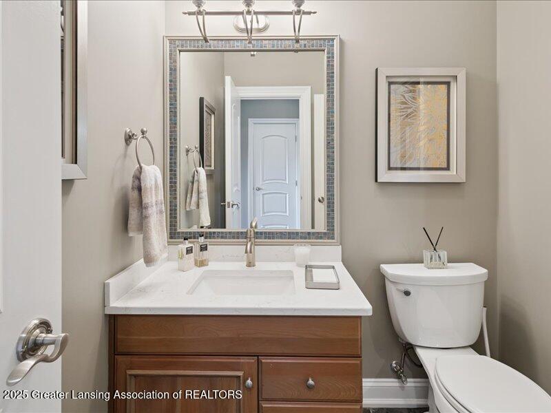 East Lansing, Michigan, 48823, United States, 8 Bedrooms Bedrooms, ,10 BathroomsBathrooms,Residential,Active,1988469