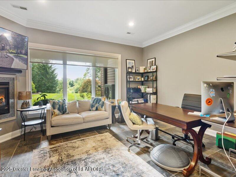 East Lansing, Michigan, 48823, United States, 8 Bedrooms Bedrooms, ,10 BathroomsBathrooms,Residential,Active,1988469