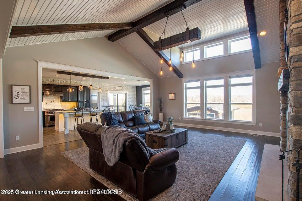 Grand Ledge, Michigan, 48837, United States, 4 Bedrooms Bedrooms, ,5 BathroomsBathrooms,Residential,Contingent,2006820