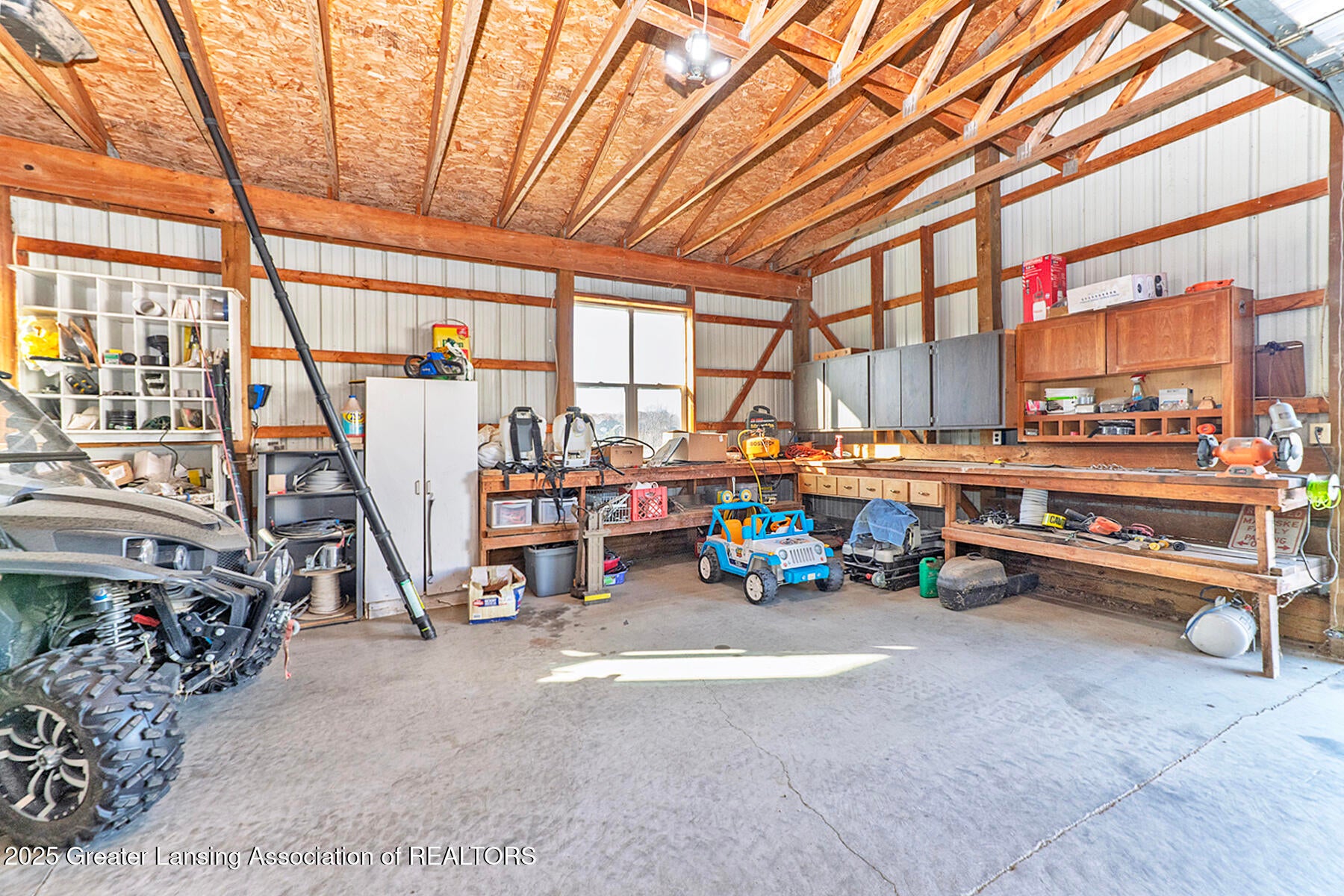 Okemos, Michigan, 48864, United States, 4 Bedrooms Bedrooms, ,5 BathroomsBathrooms,Residential,Active,1998602