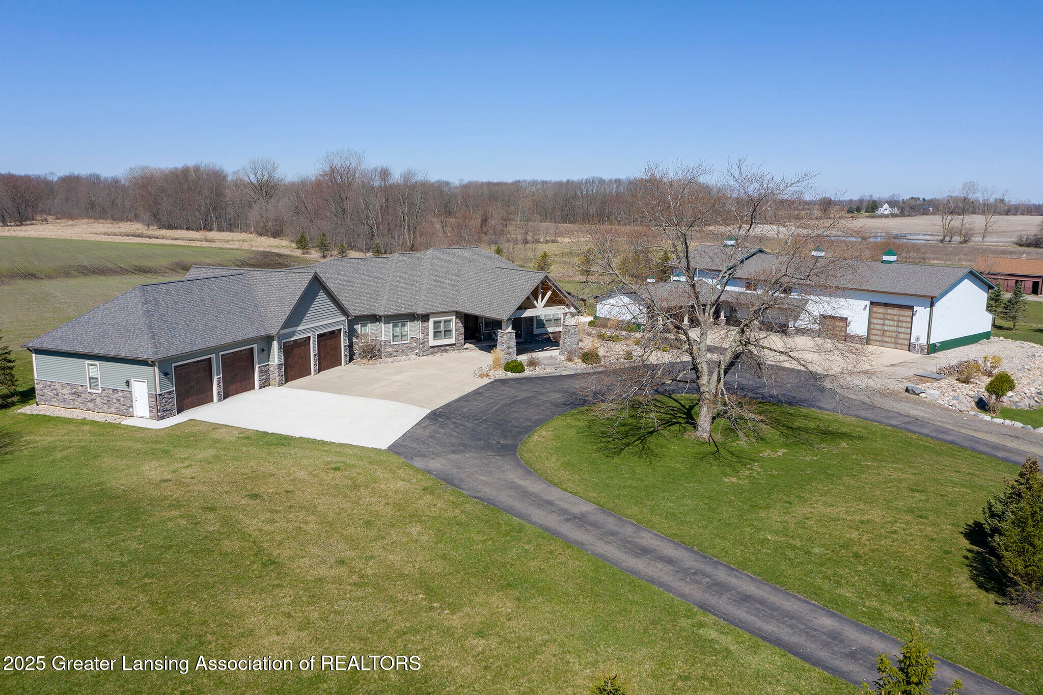 Grand Ledge, Michigan, 48837, United States, 4 Bedrooms Bedrooms, ,5 BathroomsBathrooms,Residential,Active,1988414