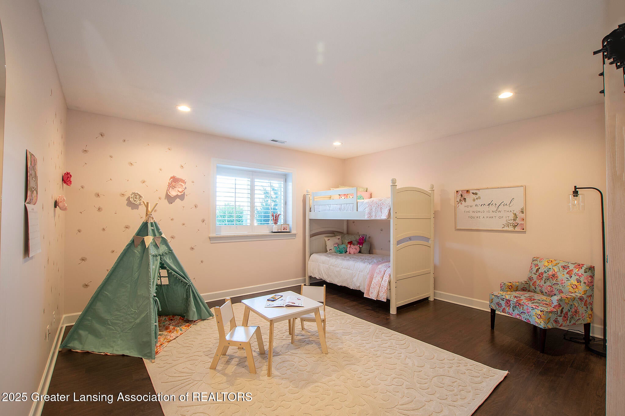 Grand Ledge, Michigan, 48837, United States, 4 Bedrooms Bedrooms, ,5 BathroomsBathrooms,Residential,Active,1988414