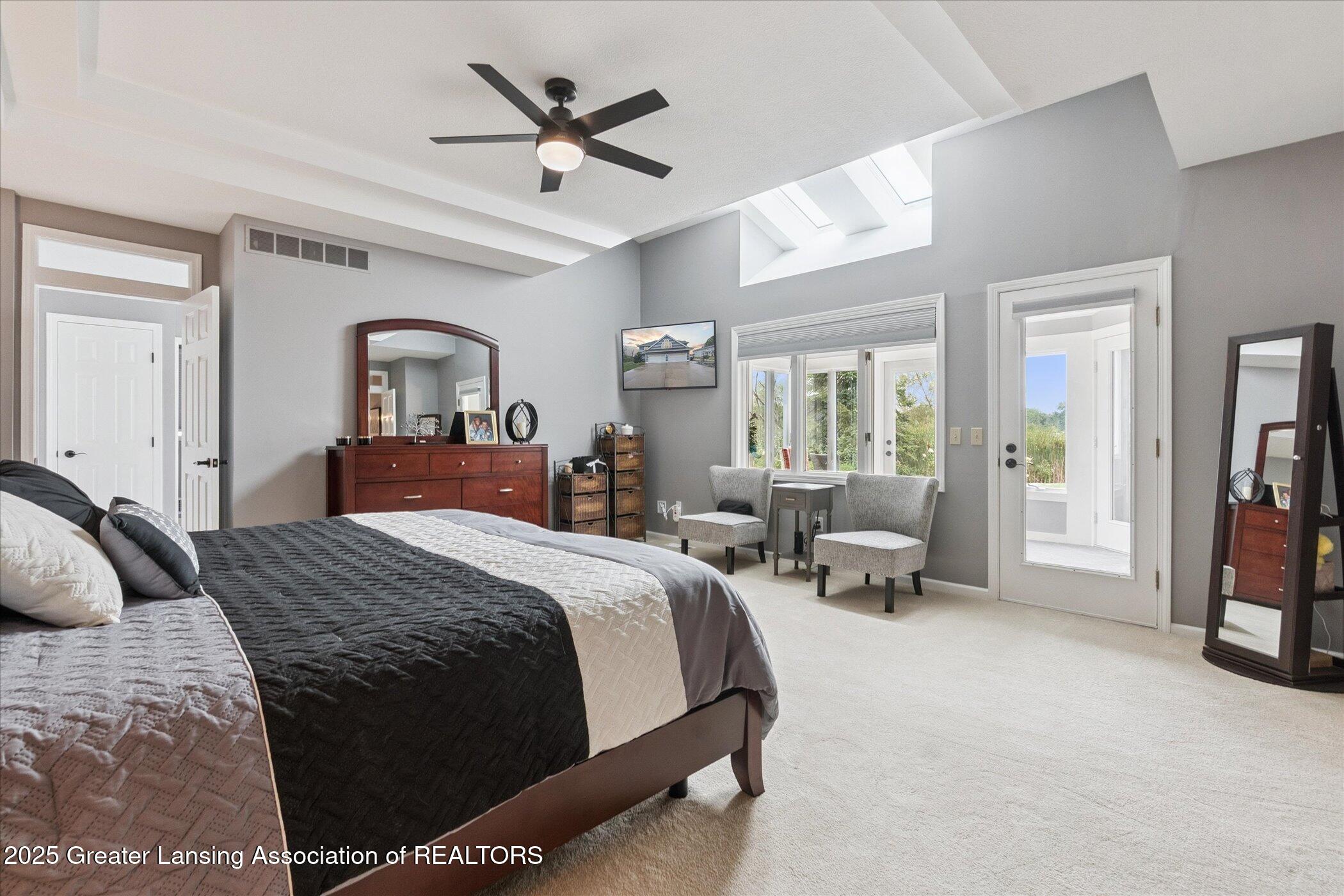 Haslett, Michigan, 48840, United States, 4 Bedrooms Bedrooms, ,3 BathroomsBathrooms,Residential,Contingent,1988482