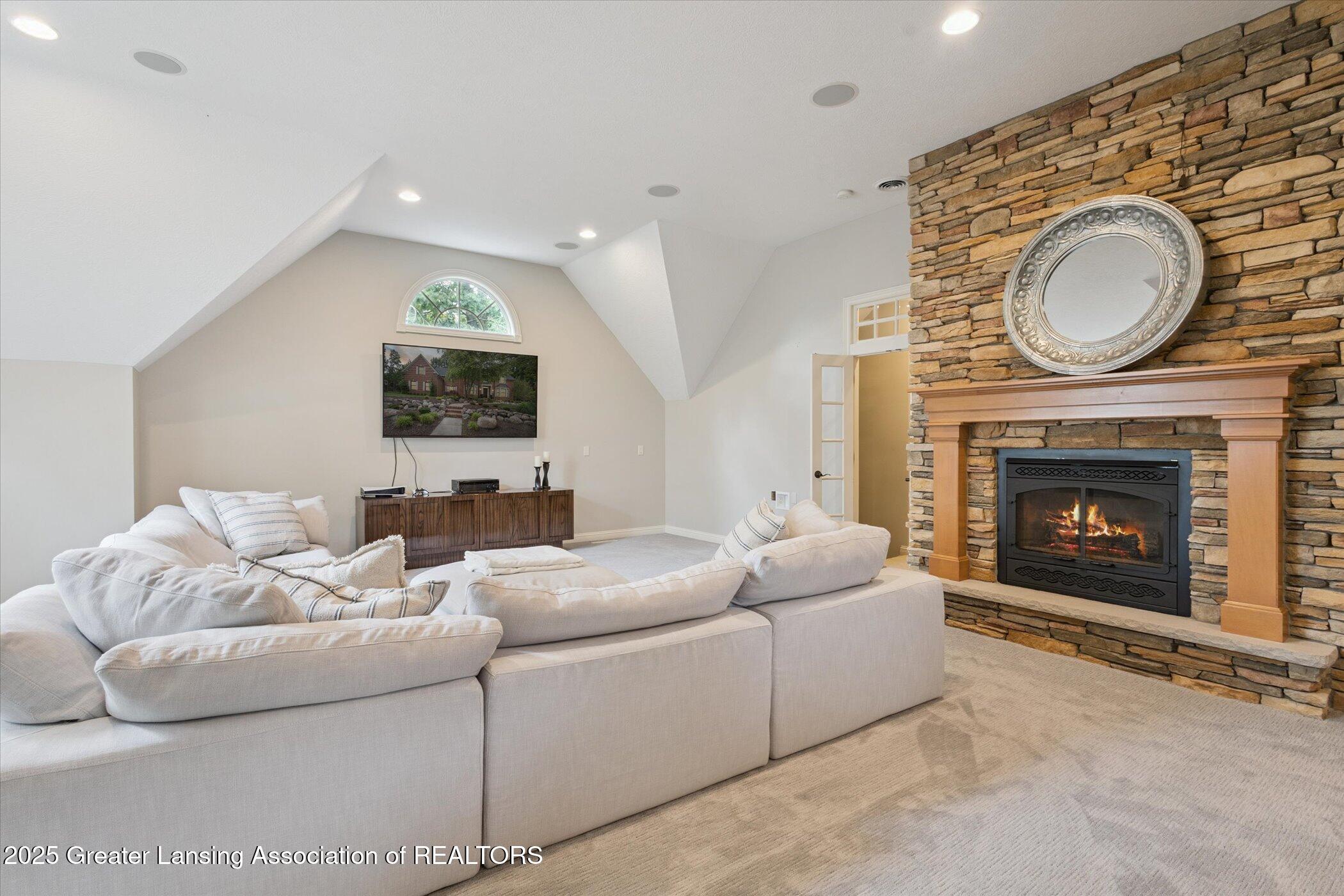 Okemos, Michigan, 48864, United States, 5 Bedrooms Bedrooms, ,6 BathroomsBathrooms,Residential,Active,2007165