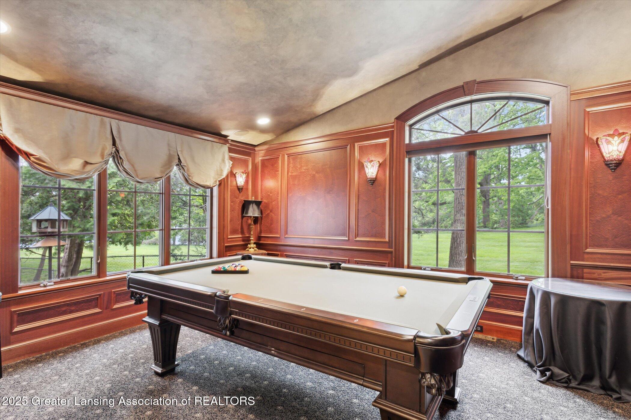 Lansing, Michigan, 48911, United States, 5 Bedrooms Bedrooms, ,5 BathroomsBathrooms,Residential,Active,1988463