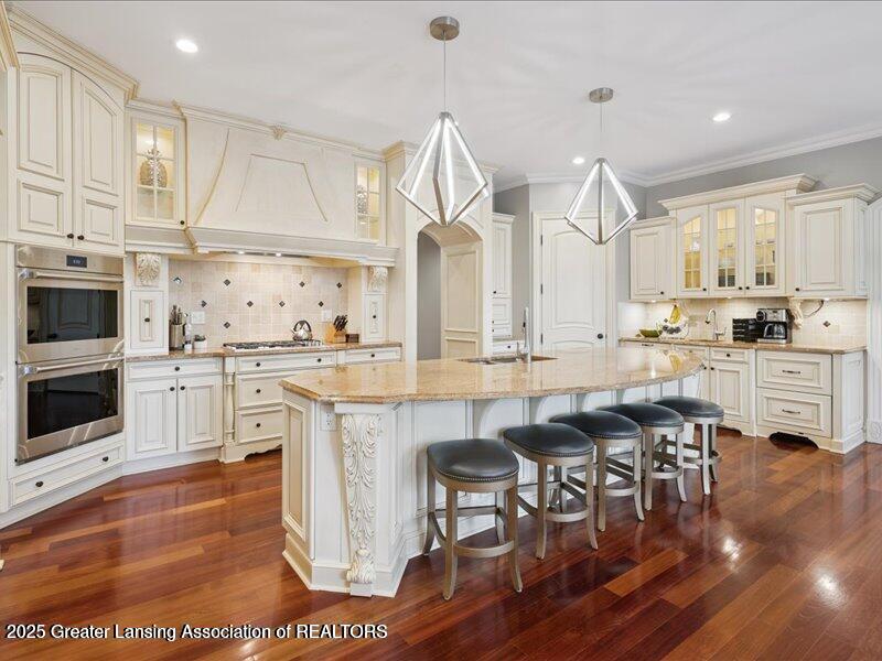 East Lansing, Michigan, 48823, United States, 8 Bedrooms Bedrooms, ,10 BathroomsBathrooms,Residential,Active,2007102