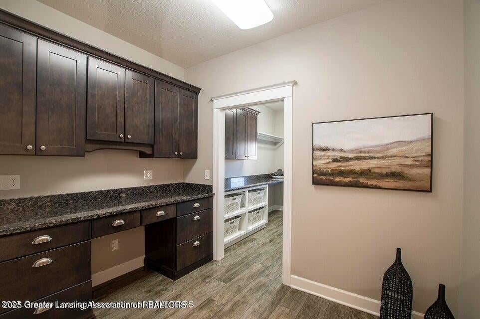 Grand Ledge, Michigan, 48837, United States, 4 Bedrooms Bedrooms, ,5 BathroomsBathrooms,Residential,Contingent,2006820