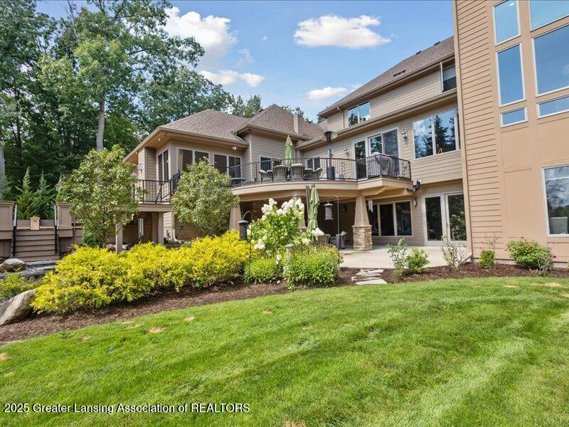 East Lansing, Michigan, 48823, United States, 8 Bedrooms Bedrooms, ,10 BathroomsBathrooms,Residential,Active,1988469