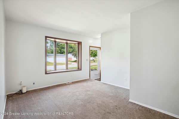 4721 SYCAMORE ST, HOLT, MI 48842, photo 2 of 33