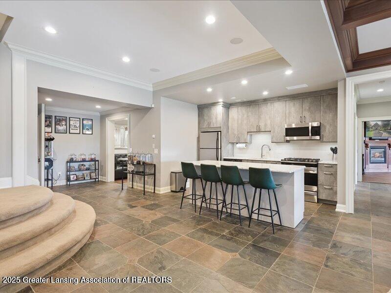 East Lansing, Michigan, 48823, United States, 8 Bedrooms Bedrooms, ,10 BathroomsBathrooms,Residential,Active,2007102