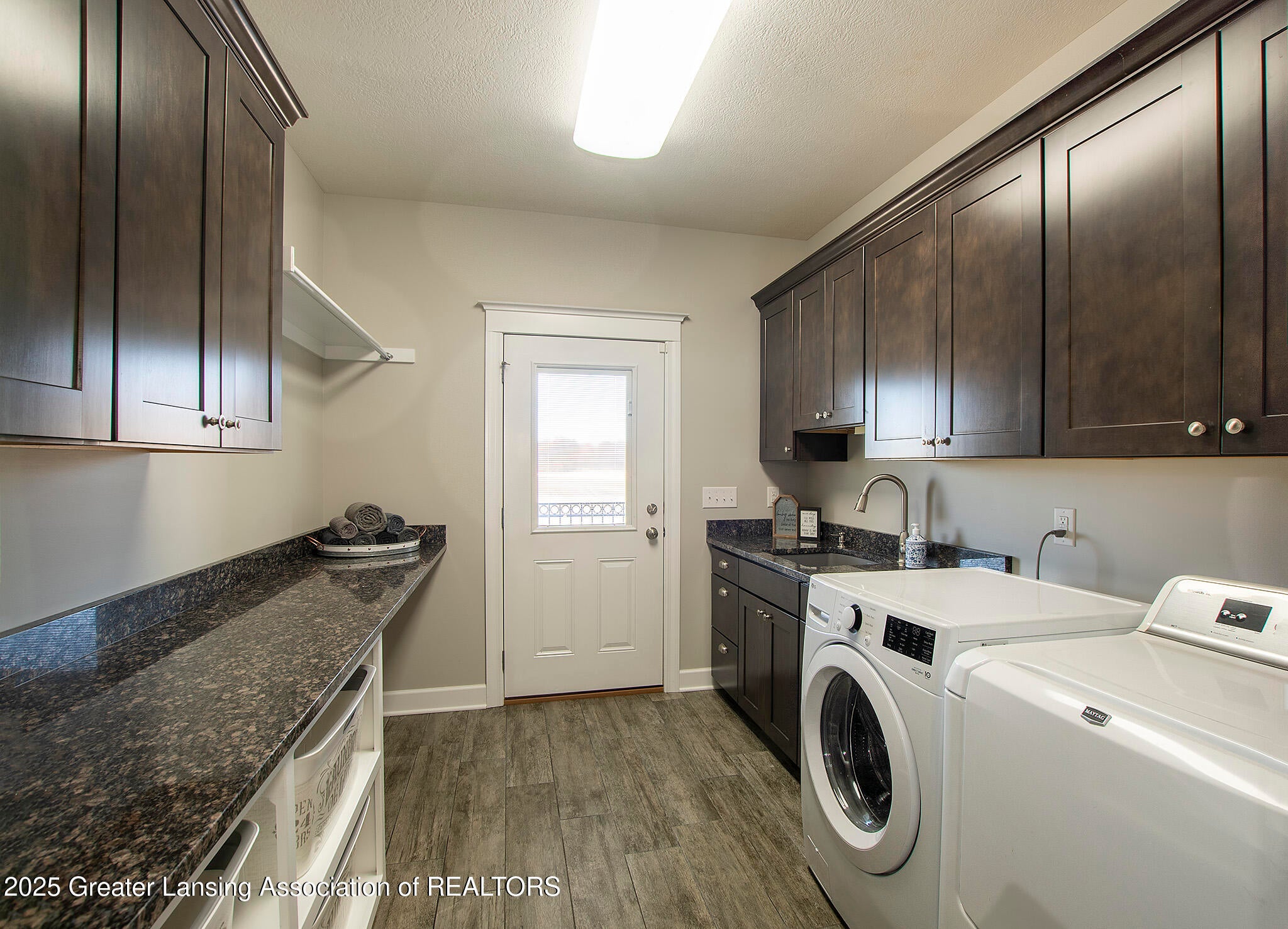 Grand Ledge, Michigan, 48837, United States, 4 Bedrooms Bedrooms, ,5 BathroomsBathrooms,Residential,Active,1988414