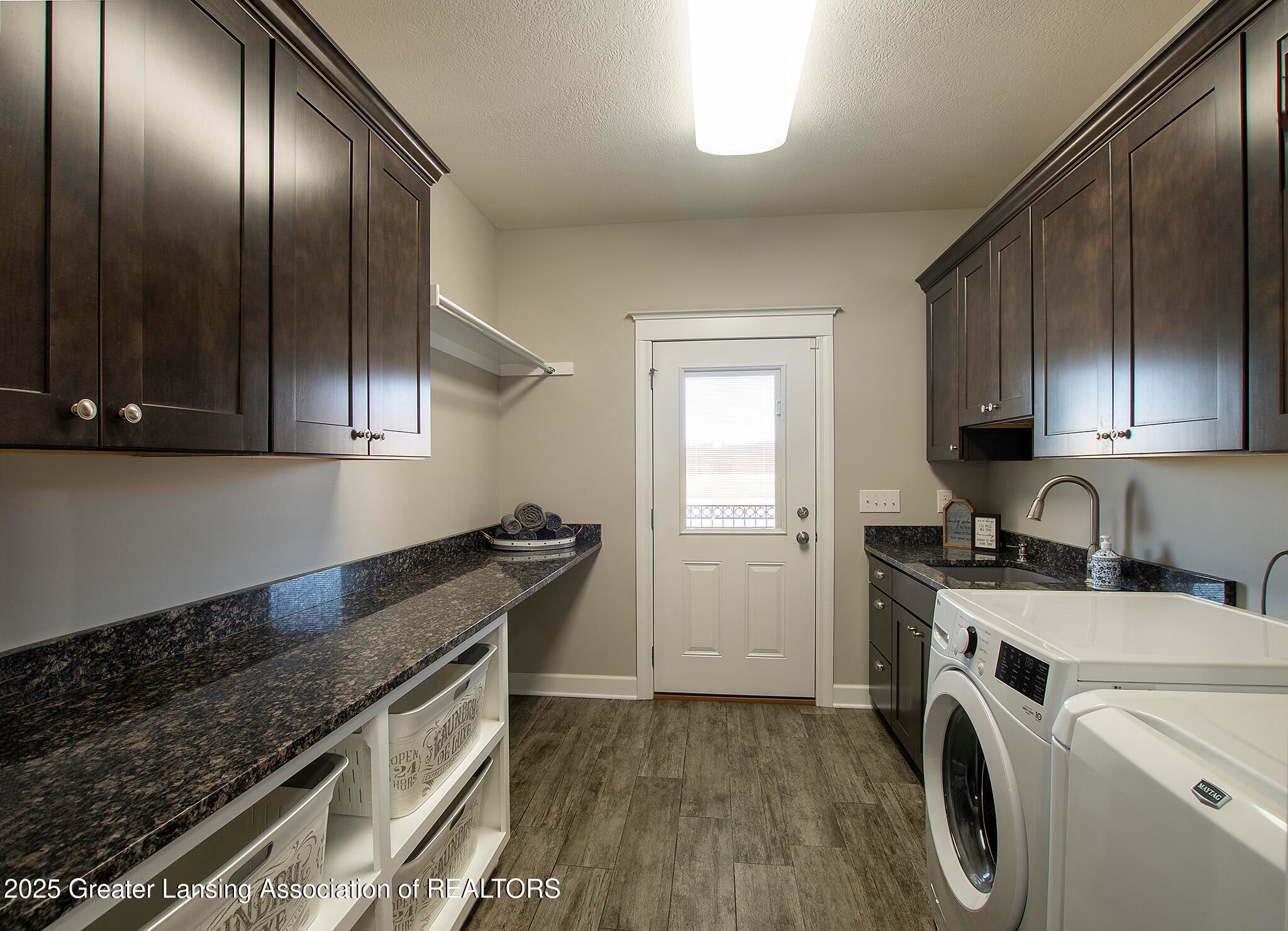 Grand Ledge, Michigan, 48837, United States, 4 Bedrooms Bedrooms, ,5 BathroomsBathrooms,Residential,Active,1988414