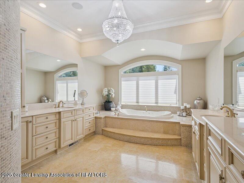 East Lansing, Michigan, 48823, United States, 8 Bedrooms Bedrooms, ,10 BathroomsBathrooms,Residential,Active,2007102