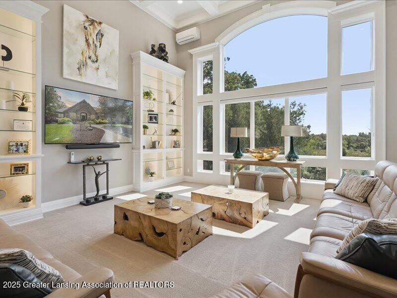 East Lansing, Michigan, 48823, United States, 8 Bedrooms Bedrooms, ,10 BathroomsBathrooms,Residential,Active,1988469