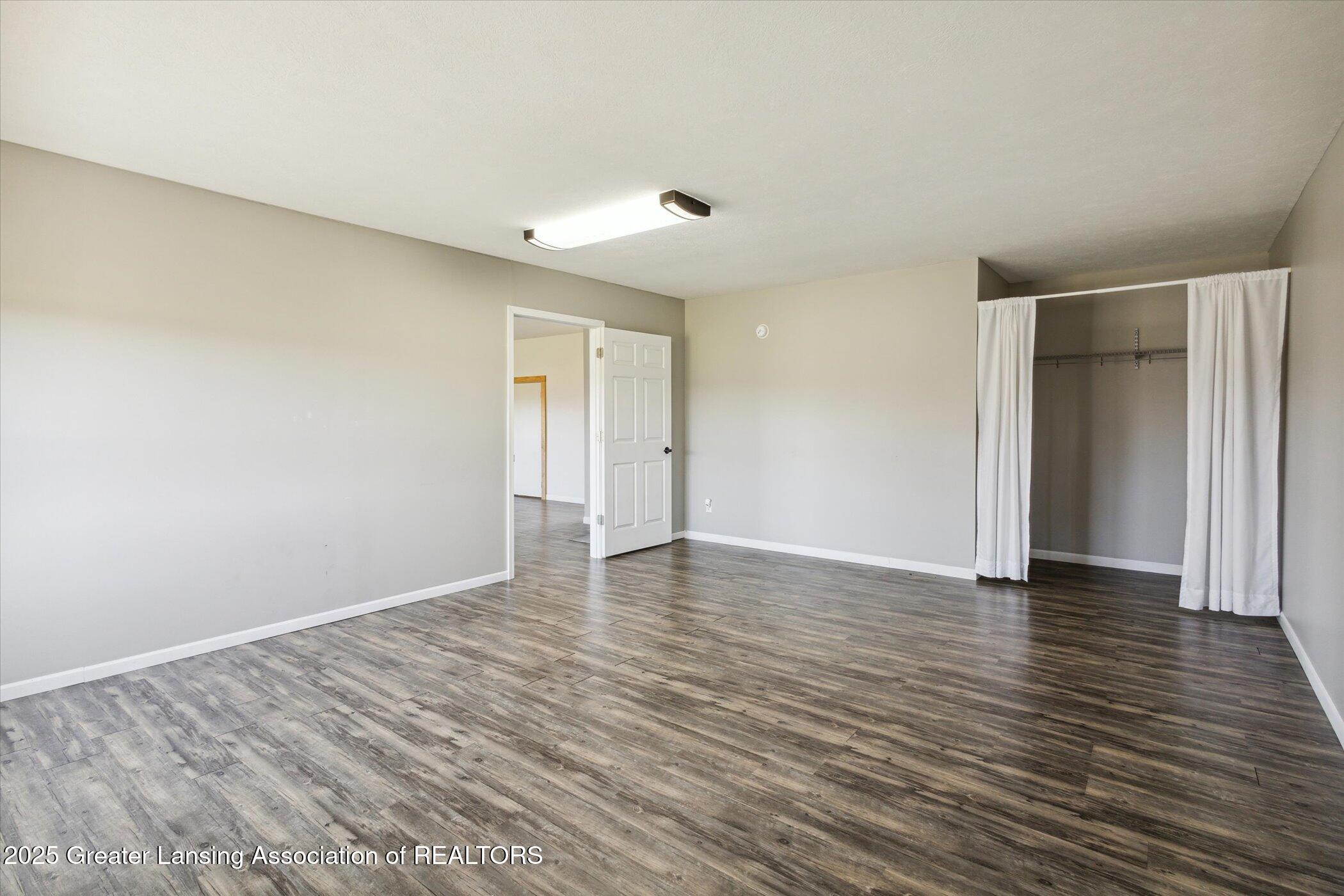 Grand Ledge, Michigan, 48837, United States, 4 Bedrooms Bedrooms, ,5 BathroomsBathrooms,Residential,Active,1988414