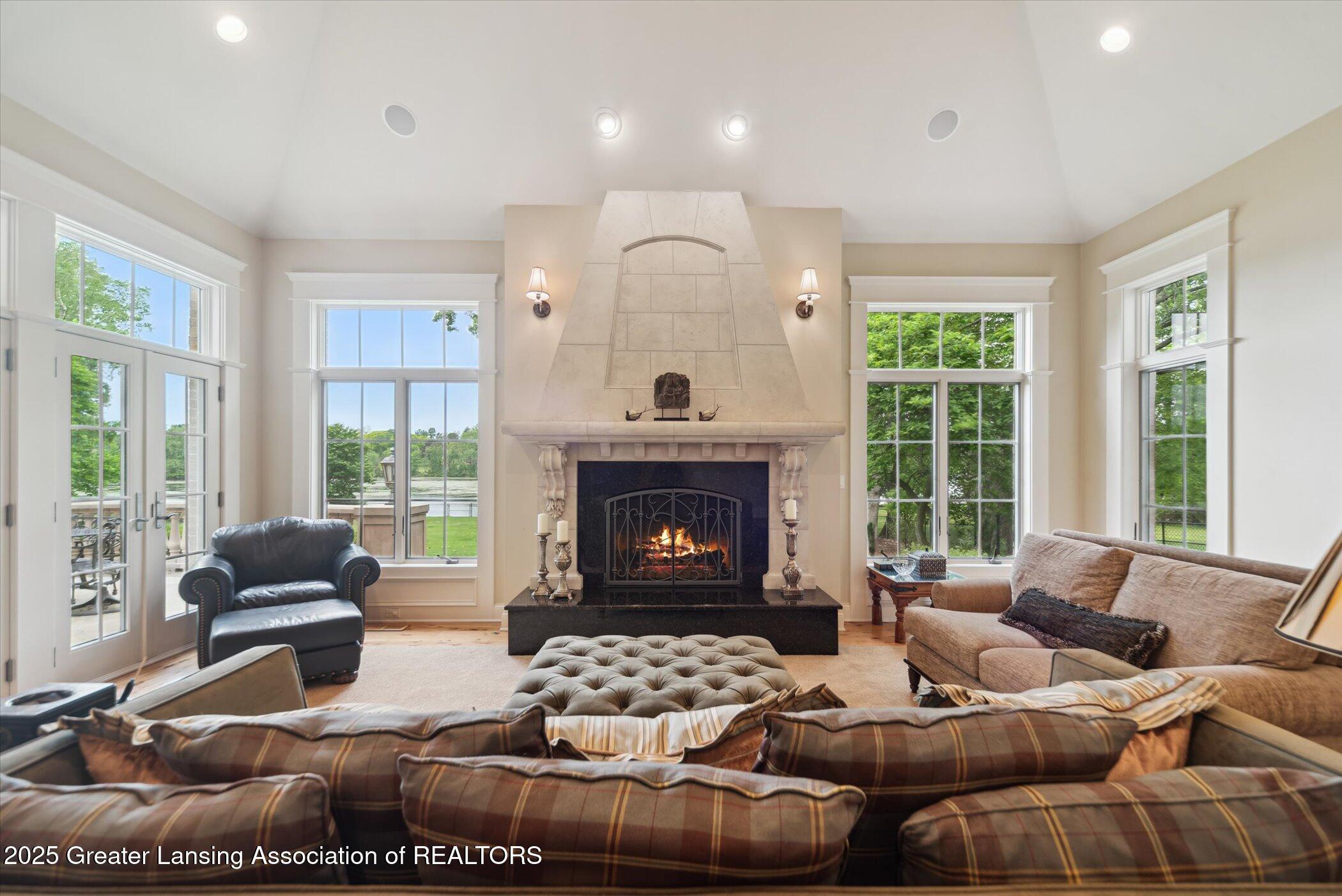 Lansing, Michigan, 48911, United States, 5 Bedrooms Bedrooms, ,5 BathroomsBathrooms,Residential,Active,1988463