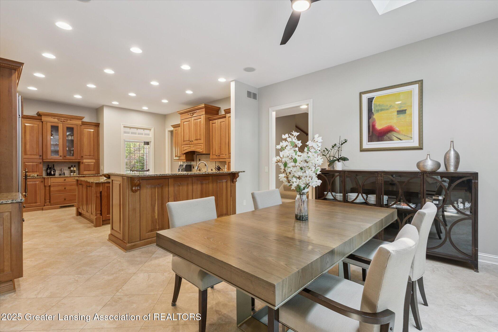 Okemos, Michigan, 48864, United States, 5 Bedrooms Bedrooms, ,6 BathroomsBathrooms,Residential,Active,2007165