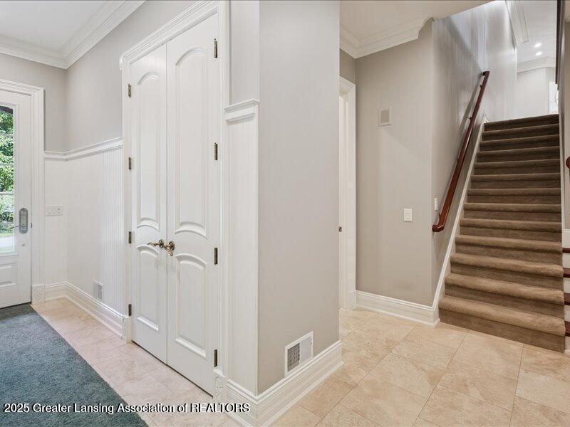 East Lansing, Michigan, 48823, United States, 8 Bedrooms Bedrooms, ,10 BathroomsBathrooms,Residential,Active,2007102