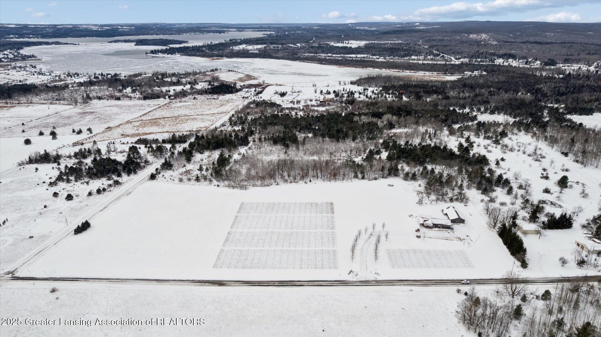 Alanson, Michigan, 49706, United States, 2 Bedrooms Bedrooms, ,2 BathroomsBathrooms,Residential,Active,2007033