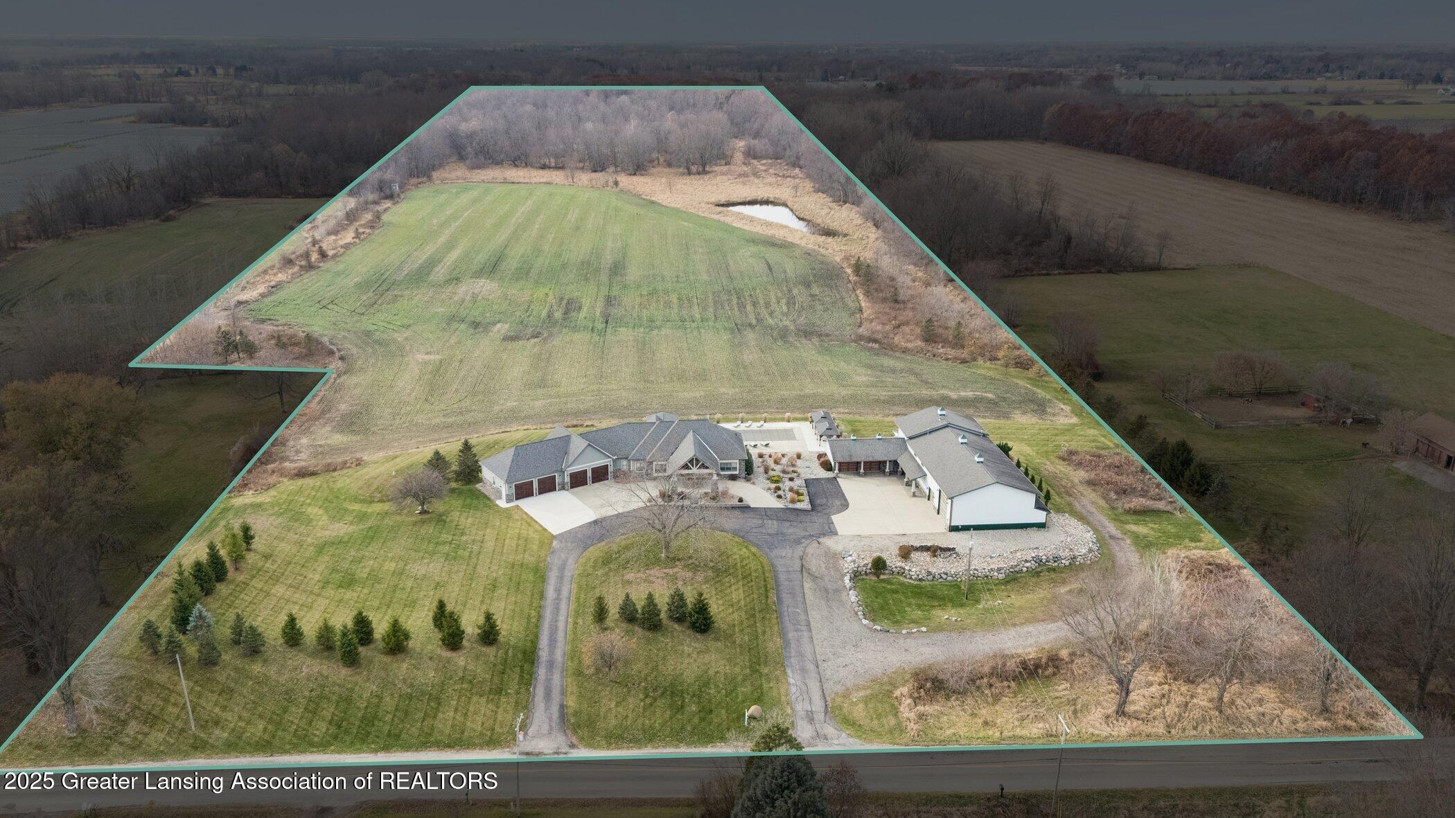 Grand Ledge, Michigan, 48837, United States, 4 Bedrooms Bedrooms, ,5 BathroomsBathrooms,Residential,Contingent,2006820