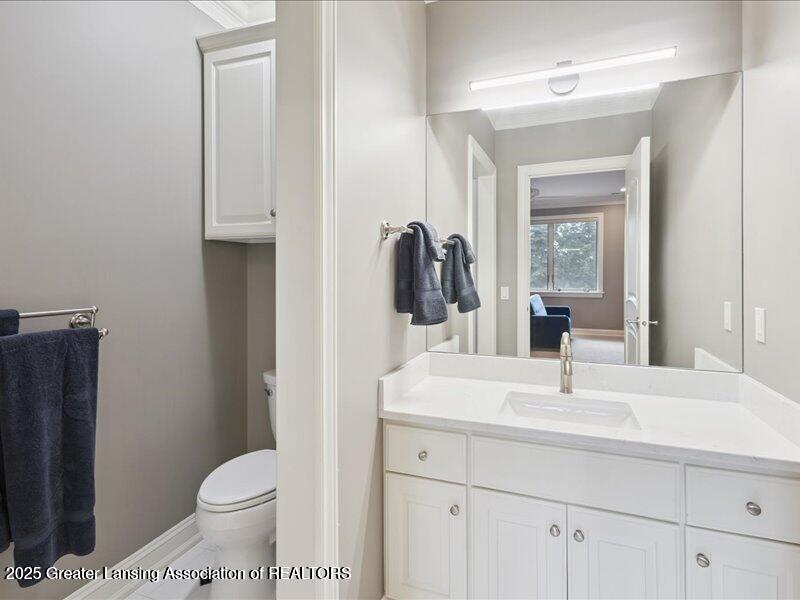 East Lansing, Michigan, 48823, United States, 8 Bedrooms Bedrooms, ,10 BathroomsBathrooms,Residential,Active,2007102