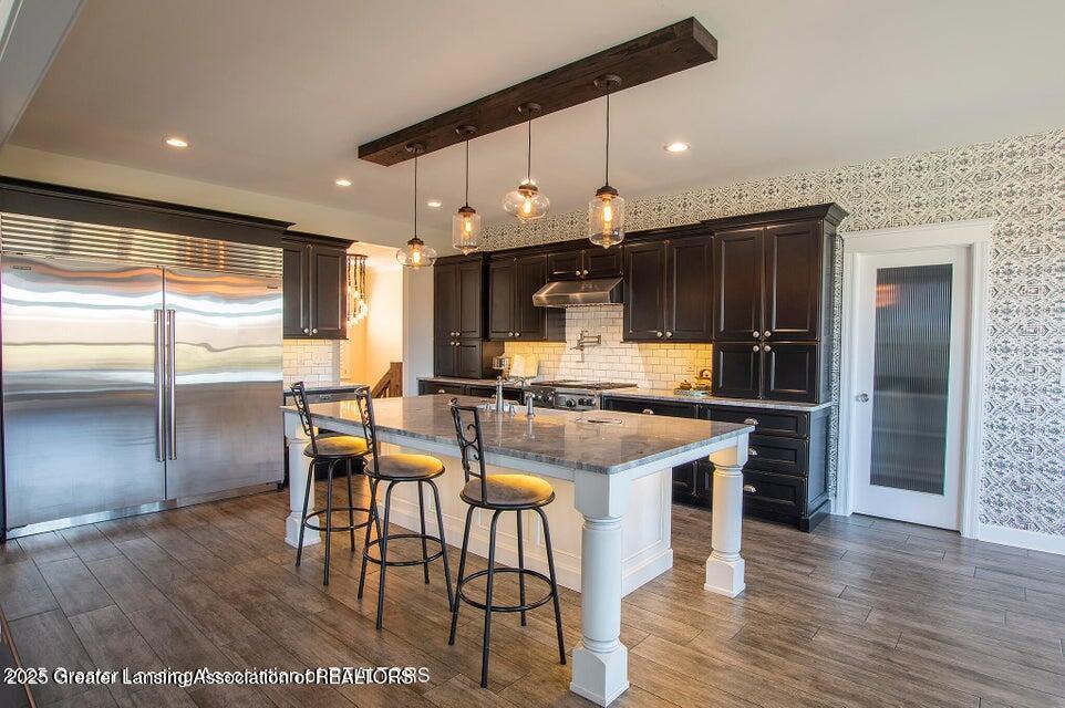 Grand Ledge, Michigan, 48837, United States, 4 Bedrooms Bedrooms, ,5 BathroomsBathrooms,Residential,Contingent,2006820