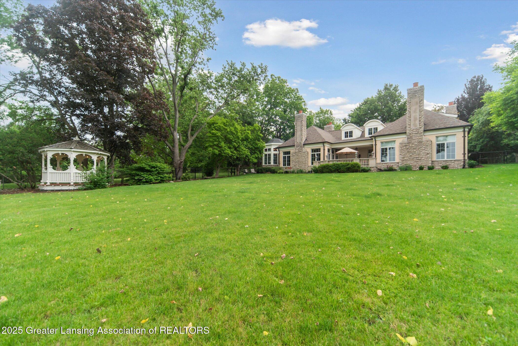 Lansing, Michigan, 48911, United States, 5 Bedrooms Bedrooms, ,5 BathroomsBathrooms,Residential,Active,1988463