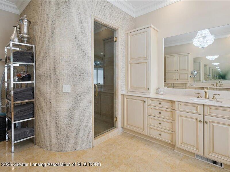 East Lansing, Michigan, 48823, United States, 8 Bedrooms Bedrooms, ,10 BathroomsBathrooms,Residential,Active,1988469