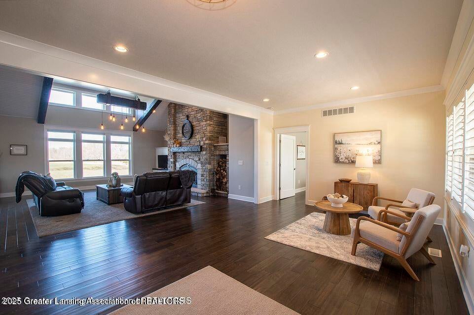 Grand Ledge, Michigan, 48837, United States, 4 Bedrooms Bedrooms, ,5 BathroomsBathrooms,Residential,Contingent,2006820