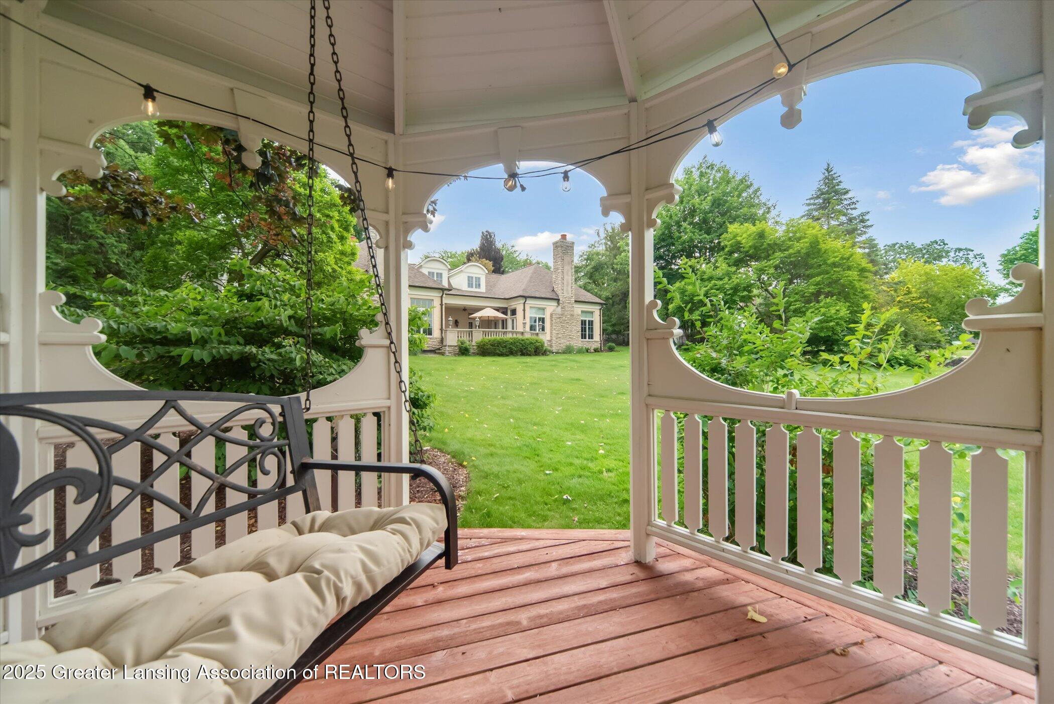 Lansing, Michigan, 48911, United States, 5 Bedrooms Bedrooms, ,5 BathroomsBathrooms,Residential,Active,1988463