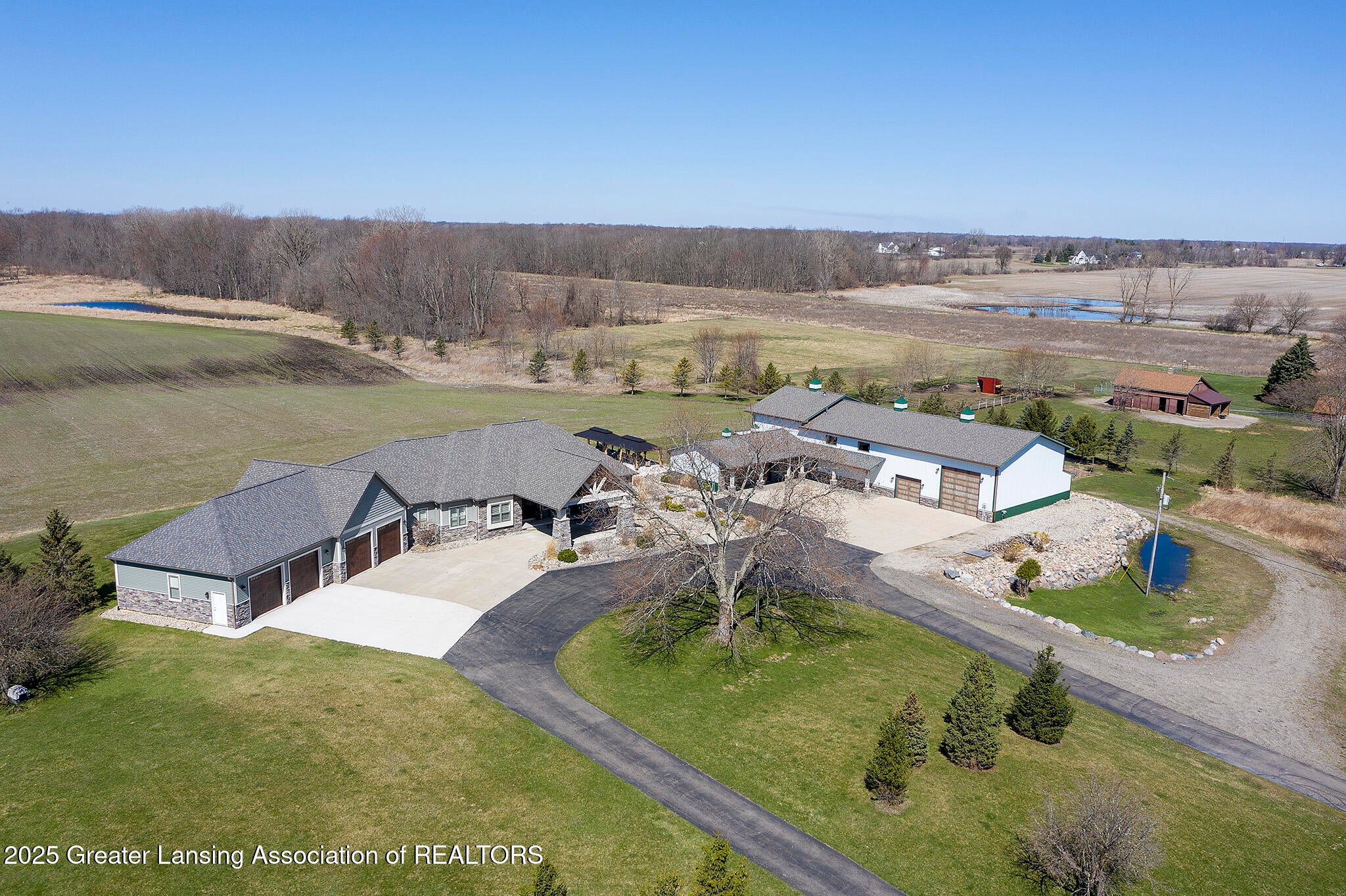 Grand Ledge, Michigan, 48837, United States, 4 Bedrooms Bedrooms, ,5 BathroomsBathrooms,Residential,Active,1988414