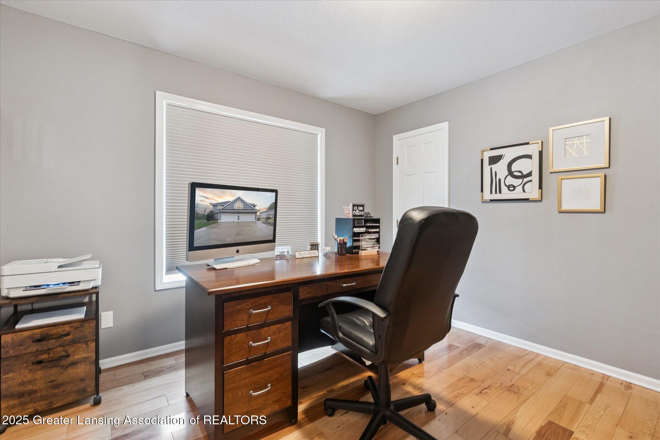 Haslett, Michigan, 48840, United States, 4 Bedrooms Bedrooms, ,3 BathroomsBathrooms,Residential,Contingent,1988482