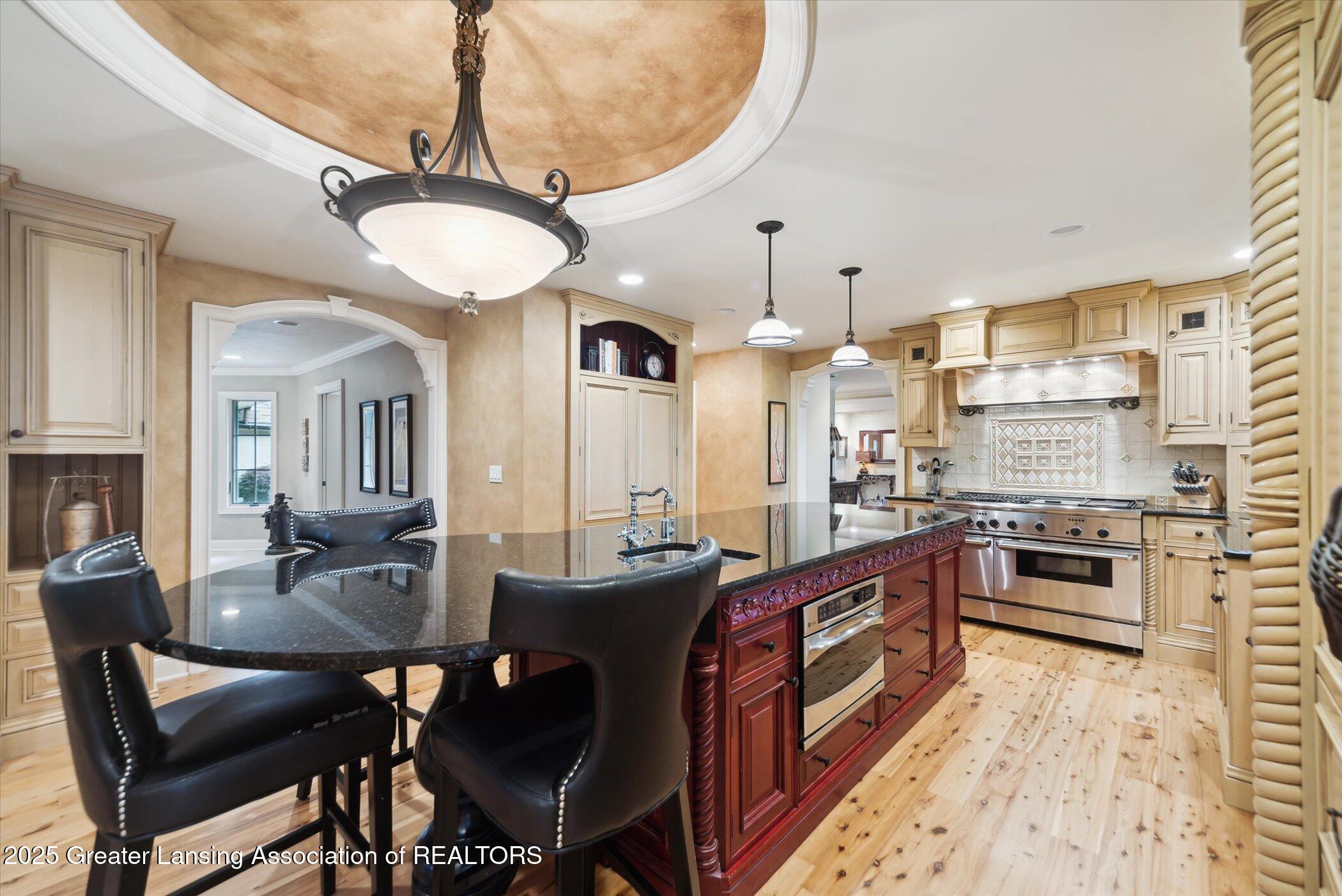 Lansing, Michigan, 48911, United States, 5 Bedrooms Bedrooms, ,5 BathroomsBathrooms,Residential,Active,1988463