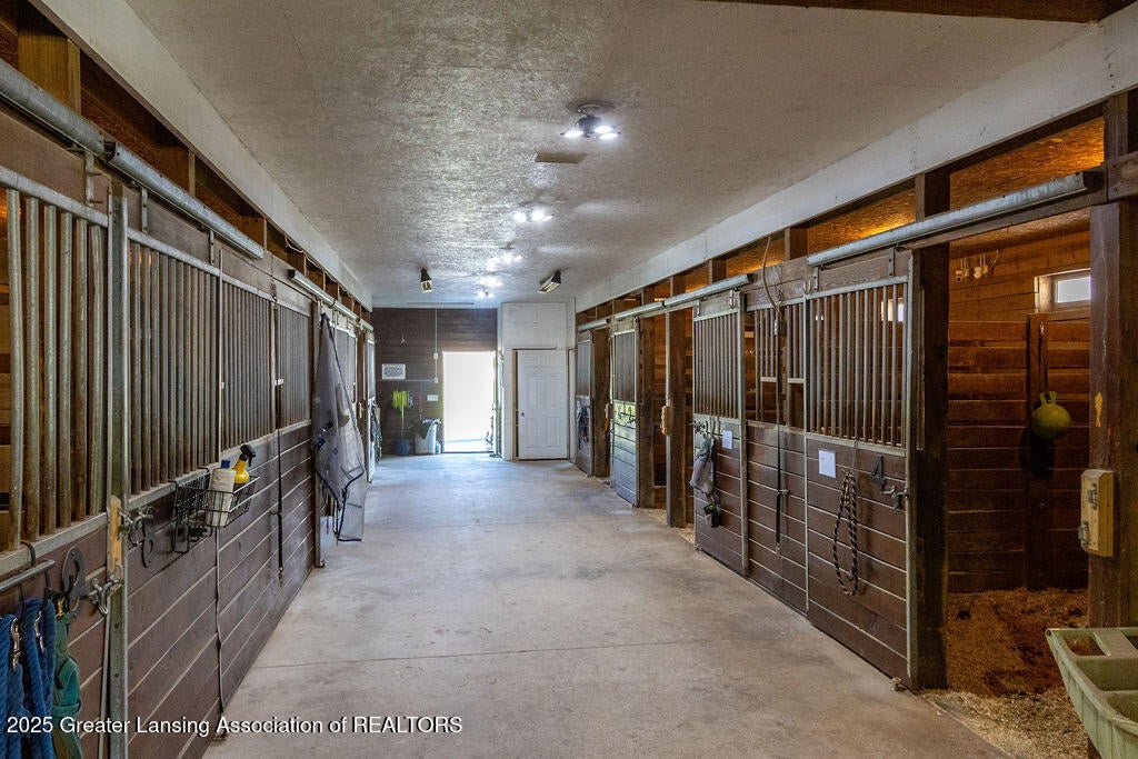 Okemos, Michigan, 48864, United States, 4 Bedrooms Bedrooms, ,5 BathroomsBathrooms,Residential,Active,1998602