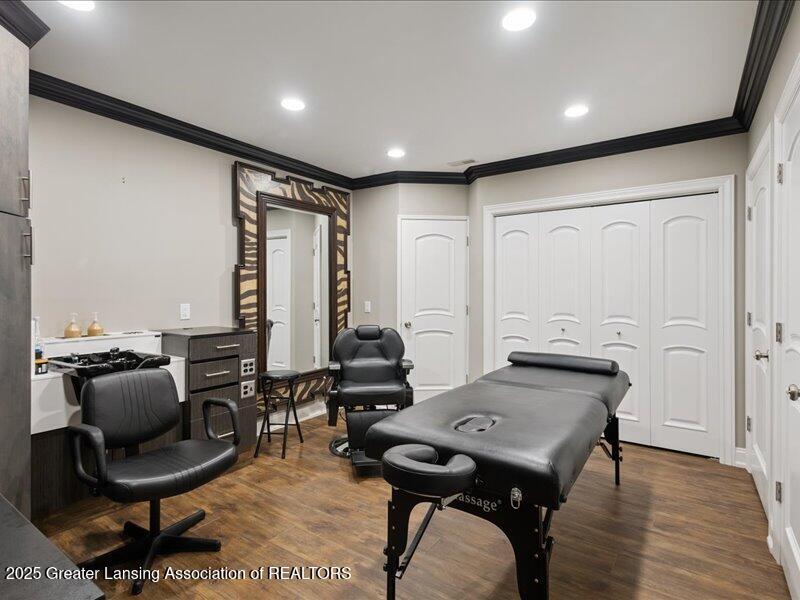 East Lansing, Michigan, 48823, United States, 8 Bedrooms Bedrooms, ,10 BathroomsBathrooms,Residential,Active,1988469