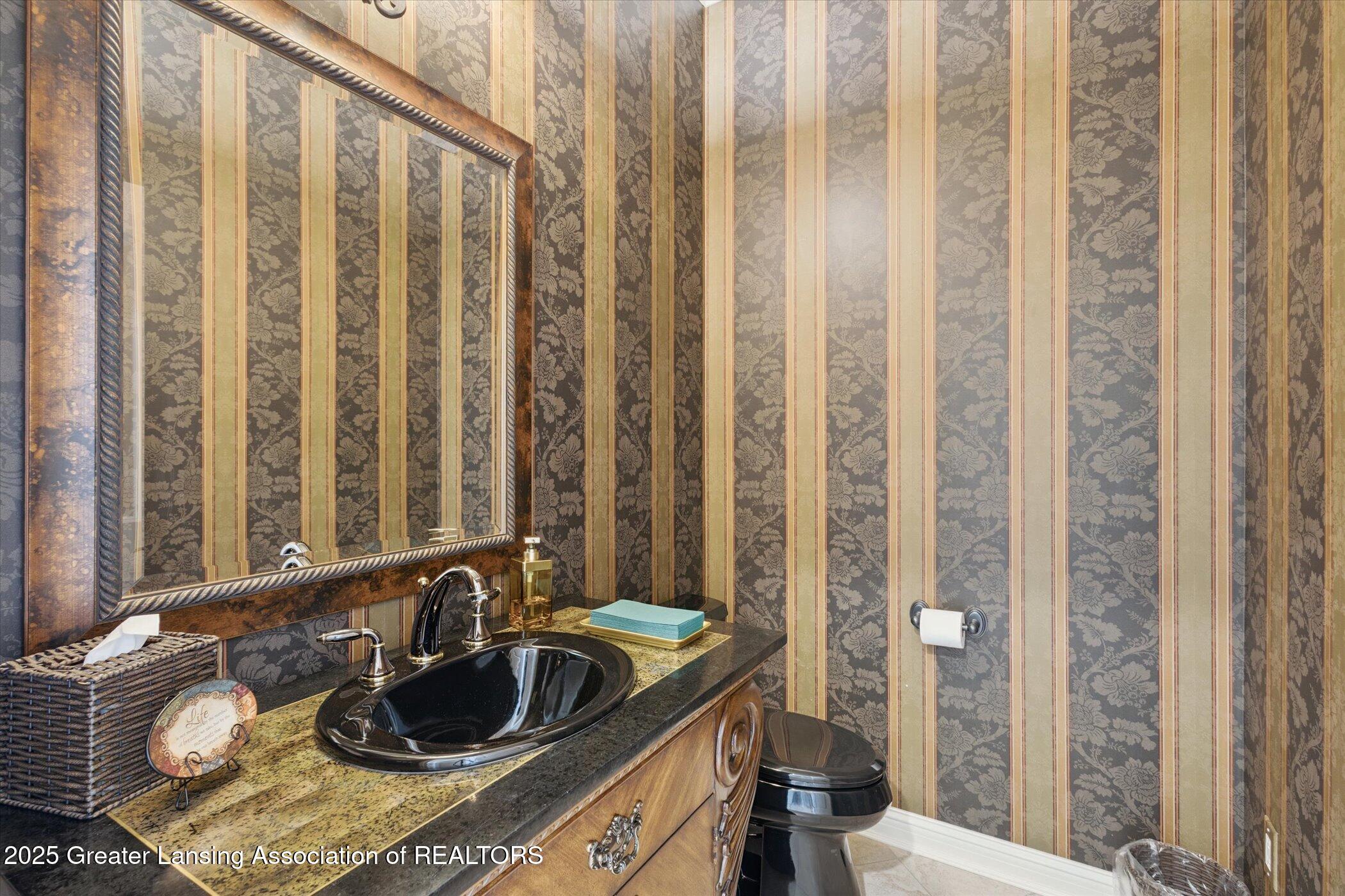 Okemos, Michigan, 48864, United States, 5 Bedrooms Bedrooms, ,6 BathroomsBathrooms,Residential,Active,2007165