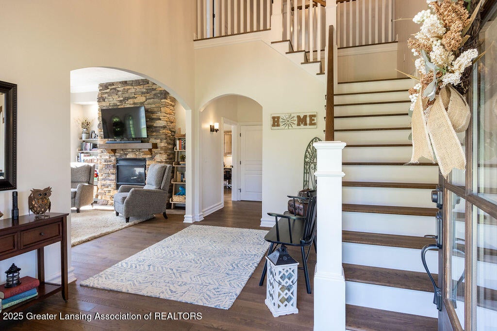 Okemos, Michigan, 48864, United States, 4 Bedrooms Bedrooms, ,5 BathroomsBathrooms,Residential,Active,1998602