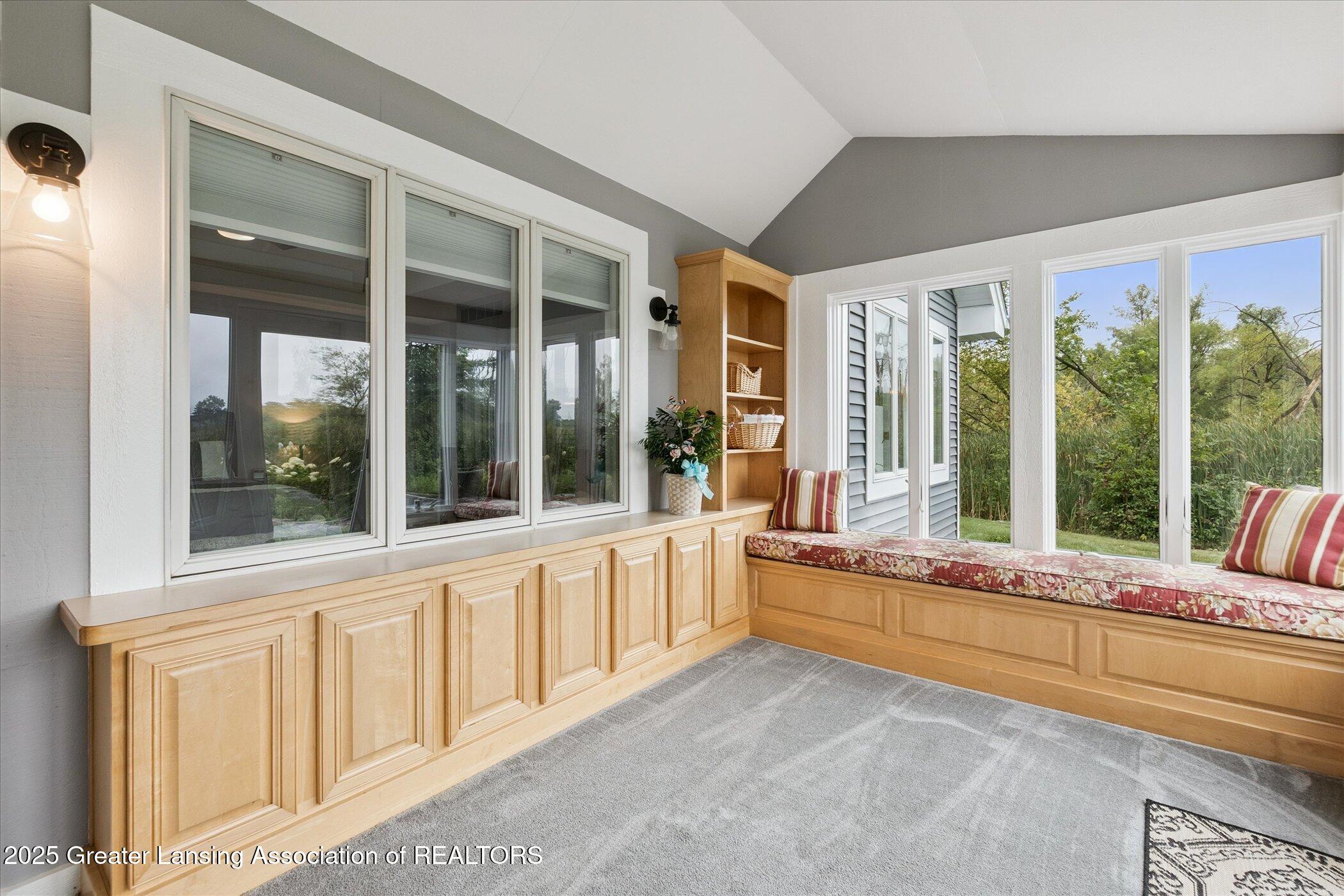 Haslett, Michigan, 48840, United States, 4 Bedrooms Bedrooms, ,3 BathroomsBathrooms,Residential,Contingent,1988482