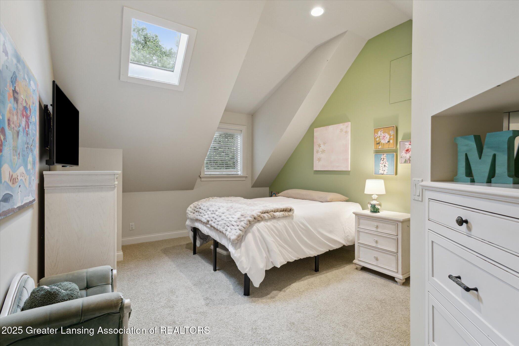 Lansing, Michigan, 48911, United States, 5 Bedrooms Bedrooms, ,5 BathroomsBathrooms,Residential,Active,1988463