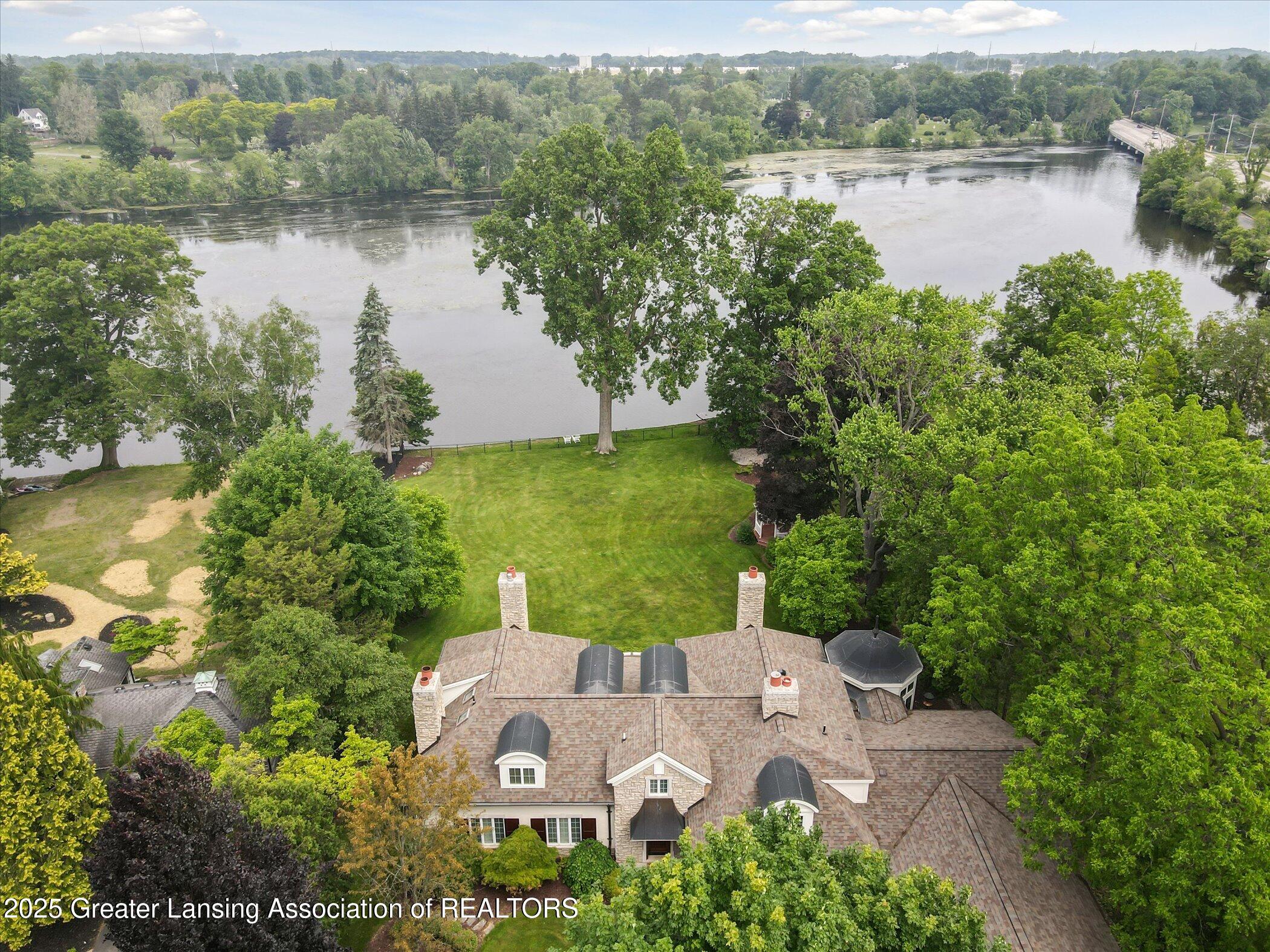 Lansing, Michigan, 48911, United States, 5 Bedrooms Bedrooms, ,5 BathroomsBathrooms,Residential,Active,1988463