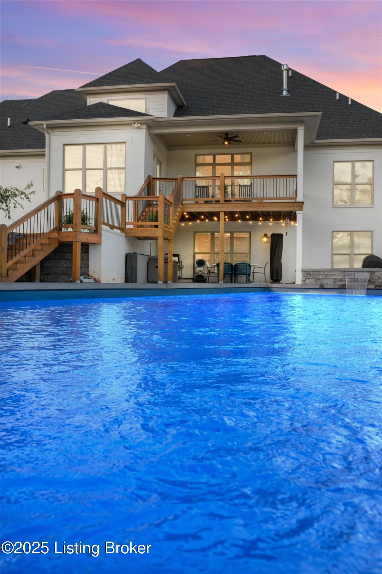 Crestwood, Kentucky, 40014, United States, 6 Bedrooms Bedrooms, ,5 BathroomsBathrooms,Residential,Active,1926918