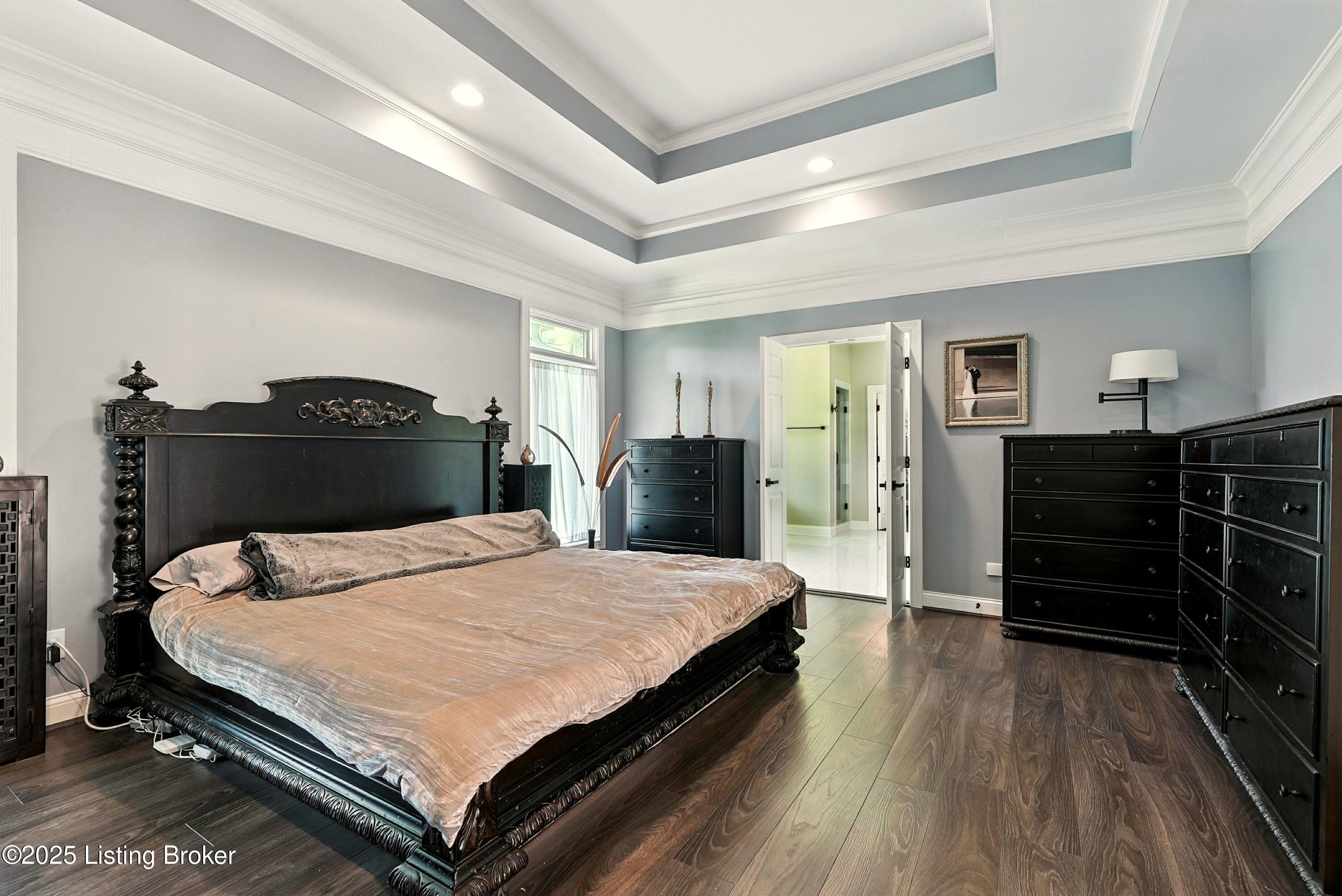 Louisville, Kentucky, 40223, United States, 5 Bedrooms Bedrooms, ,5 BathroomsBathrooms,Residential,Active,1968407